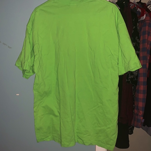 Lime green Yellowstone national park t-shirt - Picture 2 of 2